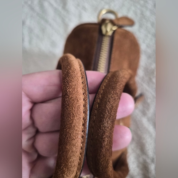 Compass 25 Suede - Picture 2 of 8